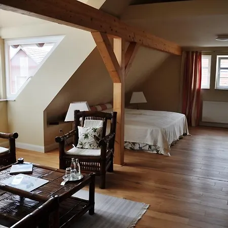 Отель Romantik Zum Rosenhof