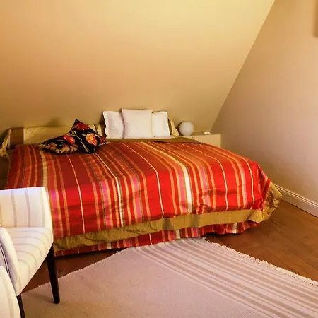 Отель Romantik Zum Rosenhof Hesserode