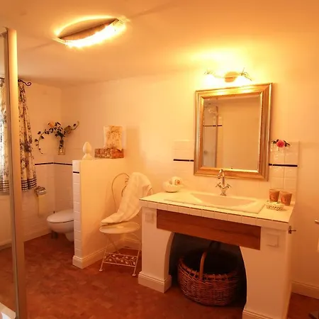 Отель Romantik Zum Rosenhof