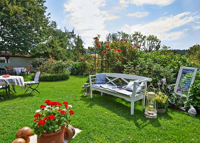 酒店 Romantik Zum Rosenhof 4*